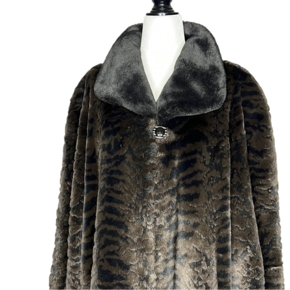 𝅺Novelti Winter Faux Fur Cozy Full Length Coat
